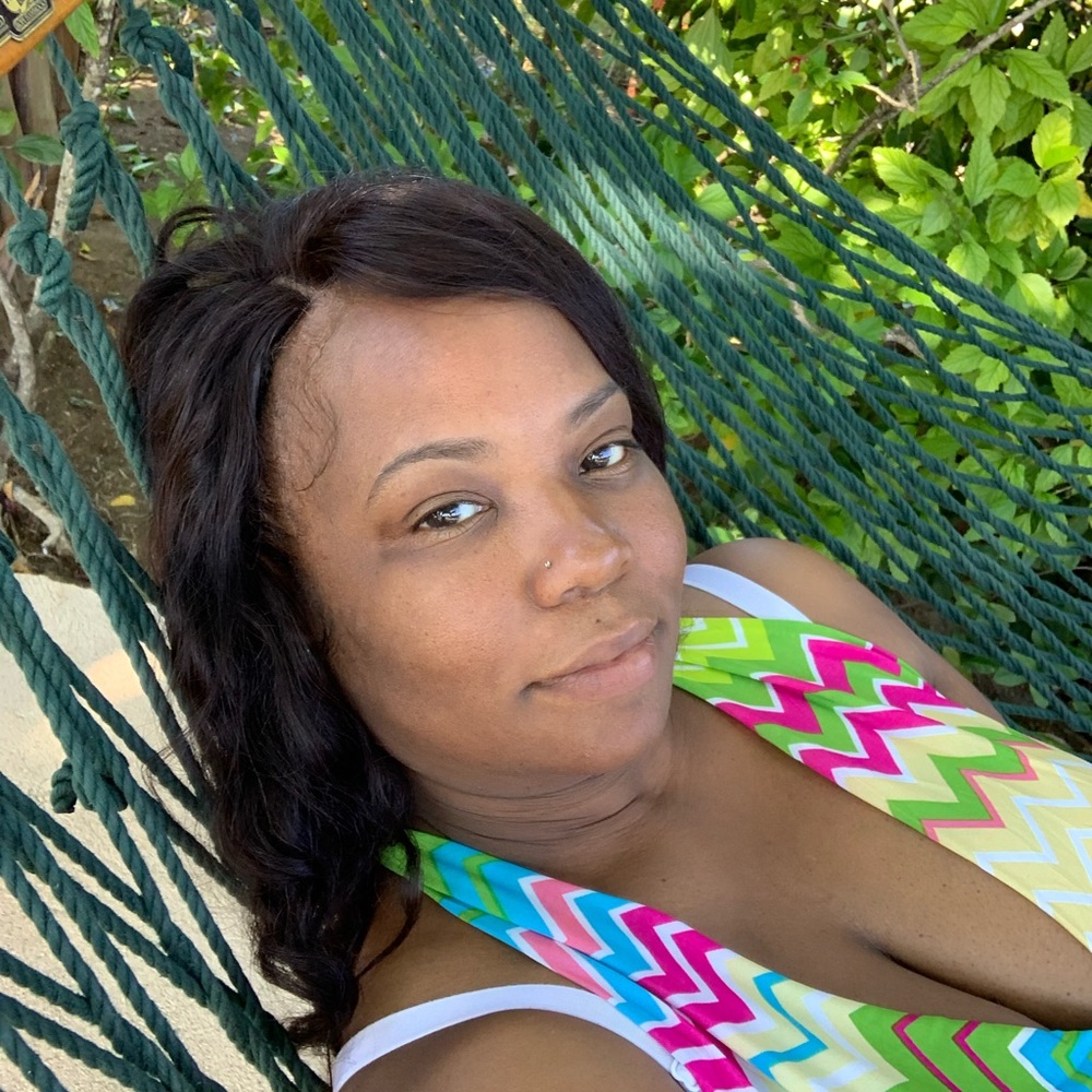 Meet your Posher, Sandra